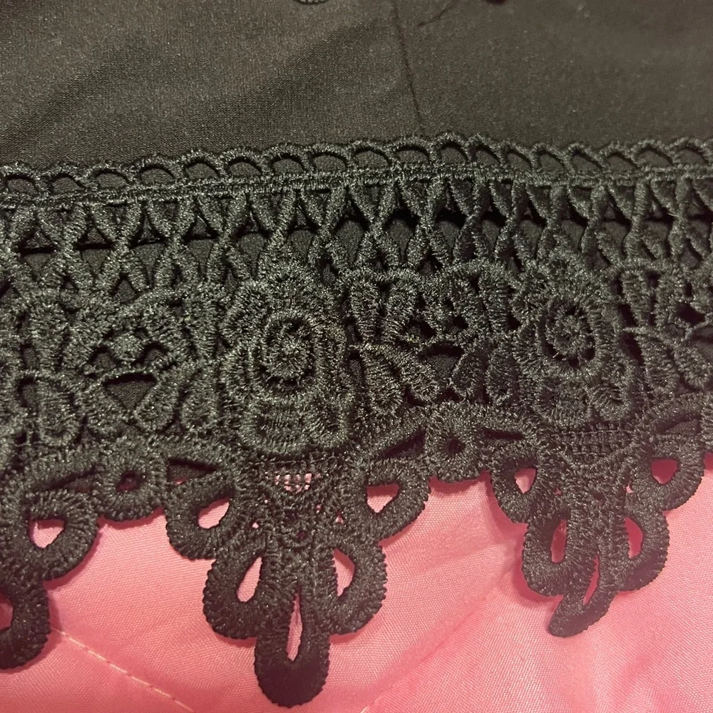Mudd Black Crochet Bralette Adjustable Straps NWT - Picture 7 of 11